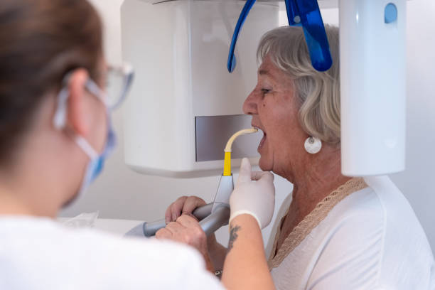 Best Emergency Dental Care for Broken or Chipped Teeth in Scottsburg, IN