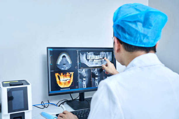 Best Emergency Tooth Extraction in Scottsburg, IN
